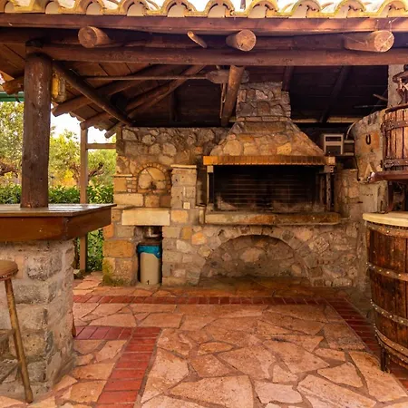 Villa Olive Park Kalamata